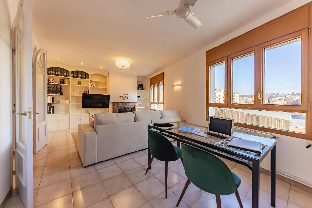 Bravissimo El Lleo, Bright 4-Bedroom Apartment Gérone