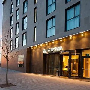 Doubletree By Hilton Hotel